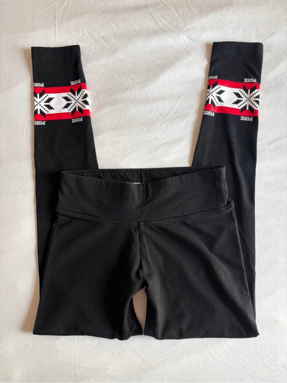 PINK Victoria’s Secret Black Snowflake Yoga Leggings Holiday Athleisure